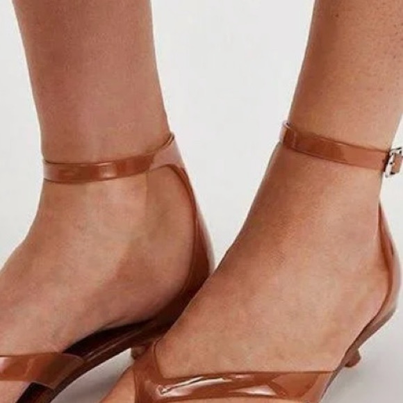 NWOT Jeffrey Campbell jellie toe post sandals - Picture 11 of 13